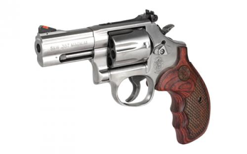 Smith & Wesson 686 Plus, Deluxe, Double Action, Metal Frame Revolver, L-Frame, 357 Magnum, 3" Barrel, Stainless Steel, Silver, Wood Grips, Adjustable Sights, 7 Rounds 150713