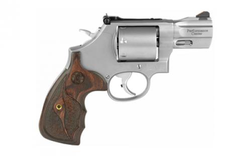 Smith & Wesson Model 686, Performance Center, Double Action, Metal Frame Revolver, L-Frame, 357 Magnum, 2.5" Barrel, Stainless Steel, Matte Finish, Silver, Wood Grips, Adjustable Sights, 7 Rounds, Fired Case 170346