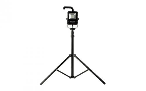 Nightstick NSR-1514C, Rechargeable LED Scene Light Kit, 1,000 Lumens, Black, 4 Hours of Runtime, IP-67 Dustproof/Waterproof, 3.5 Hours of Charge Time NSR-1514C